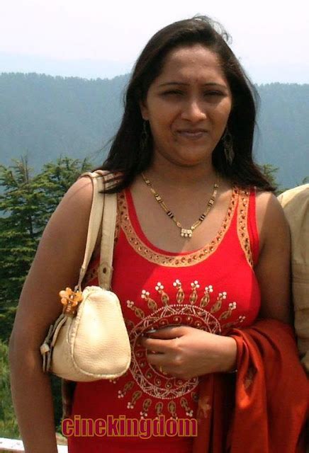 hot indian auntys|Free Hot Indian Aunty Photos